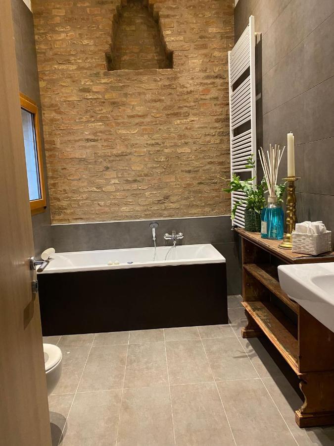 Sacrati 39 Apartman Ferrara Kültér fotó